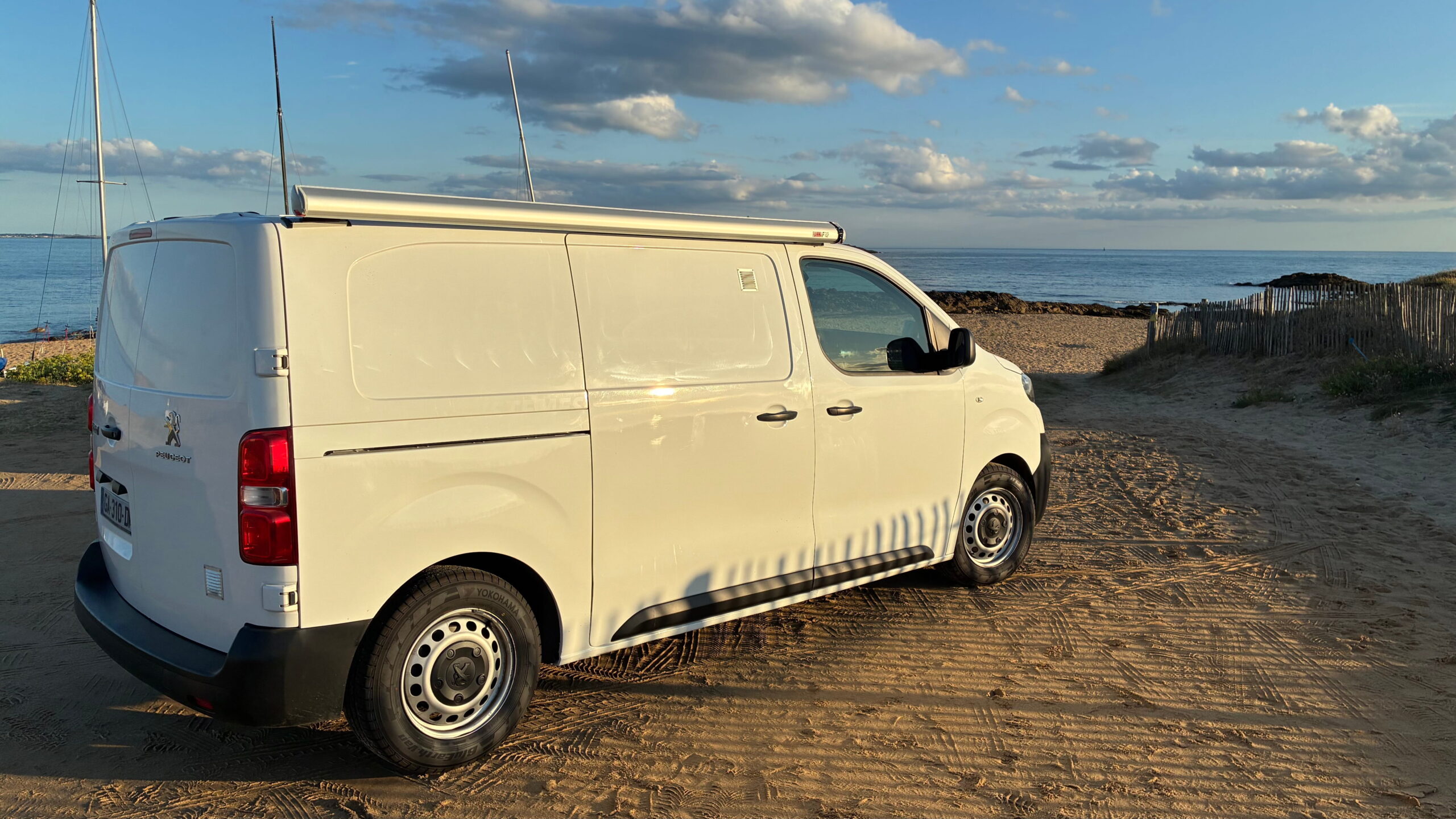 Peugeot expert aménagé orange